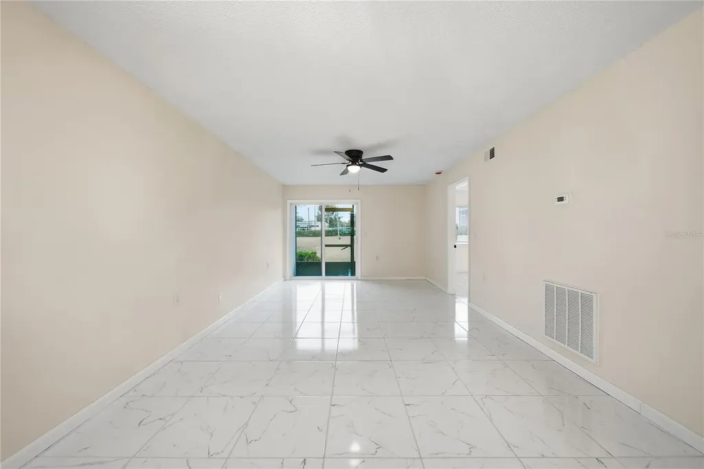39132 County Road 54 Zephyrhills FL 33542