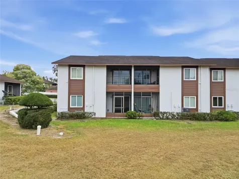 39132 County Road 54 Zephyrhills FL 33542
