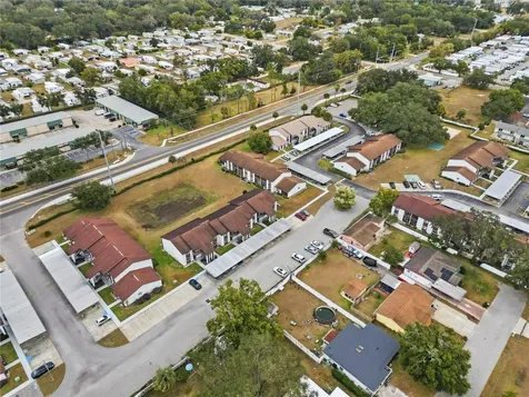 39132 County Road 54 Zephyrhills FL 33542