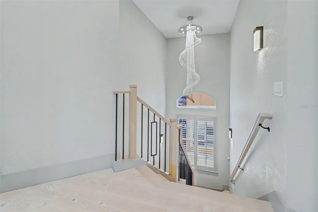 4635 Dolphin Cay Lane S St Petersburg FL 33711