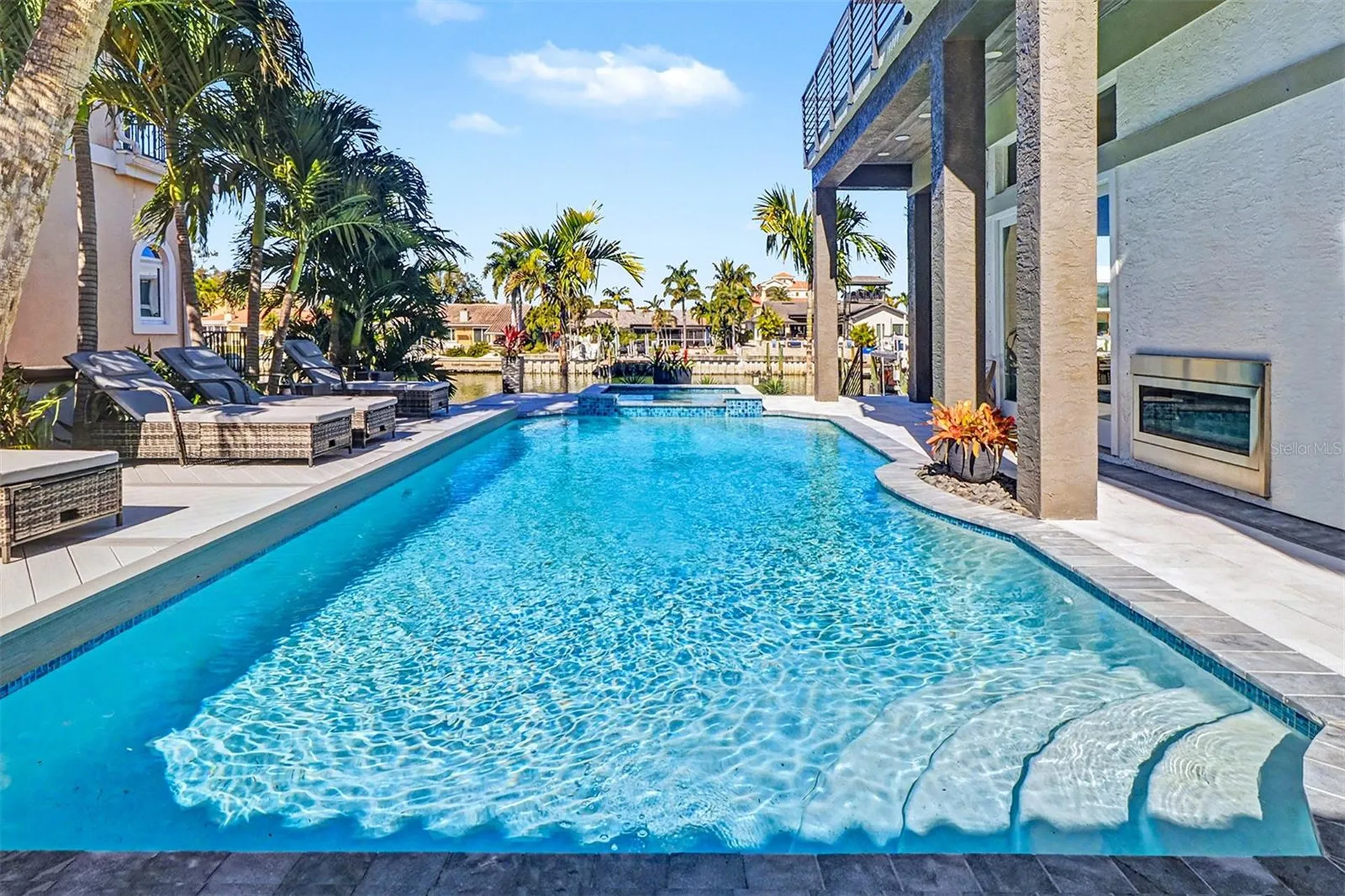 4635 Dolphin Cay Lane S St Petersburg FL 33711