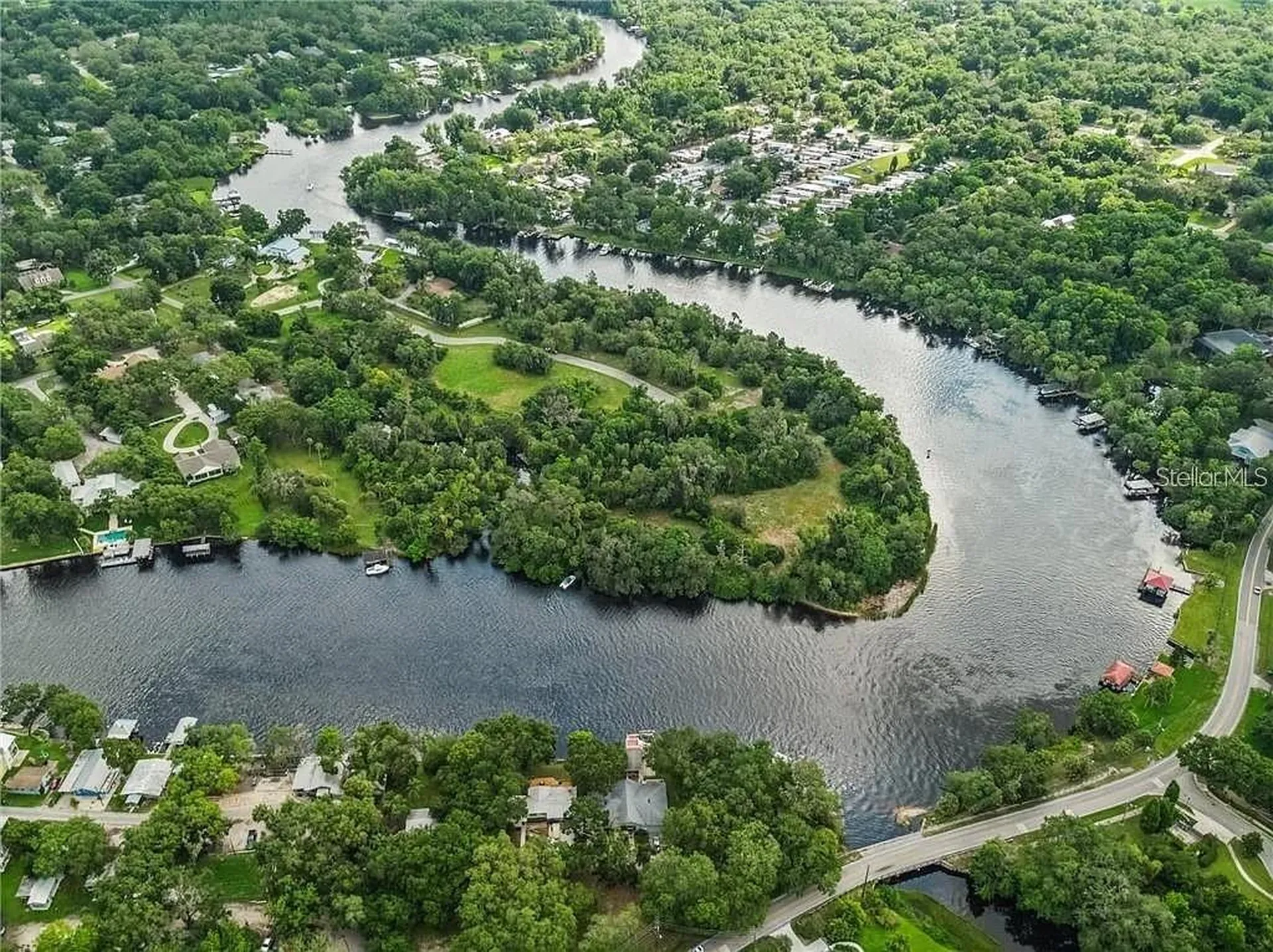 8353 Alafia Pointe Drive Riverview FL 33578