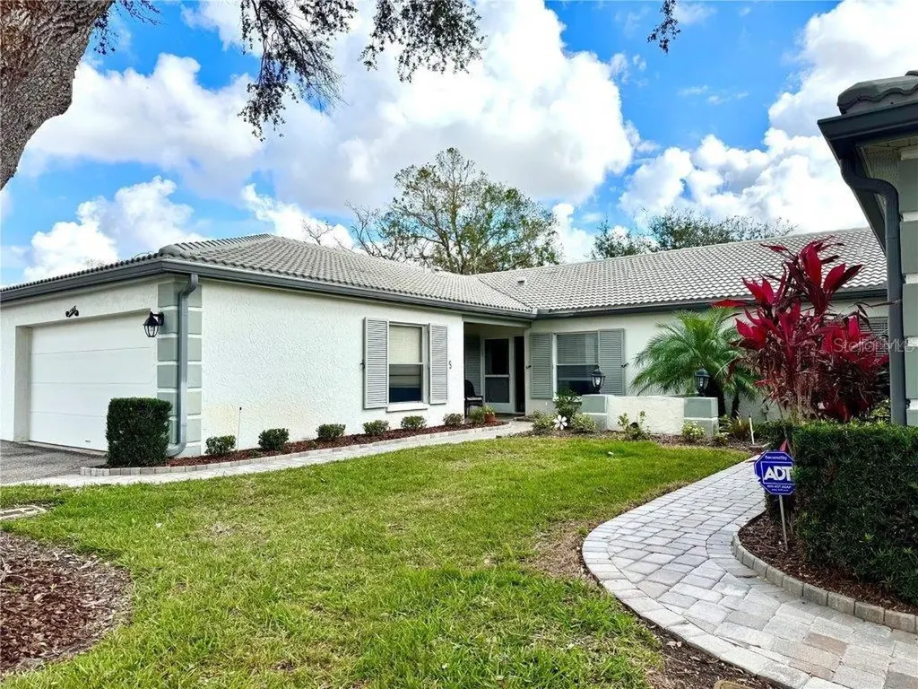 3148 Ringwood Meadow Sarasota FL 34235