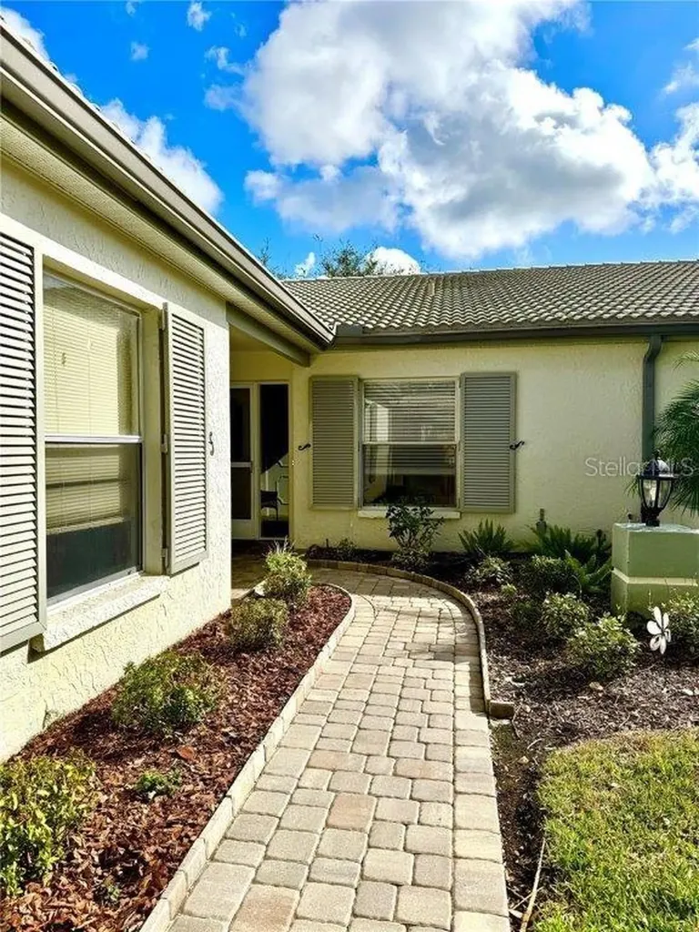 3148 Ringwood Meadow Sarasota FL 34235