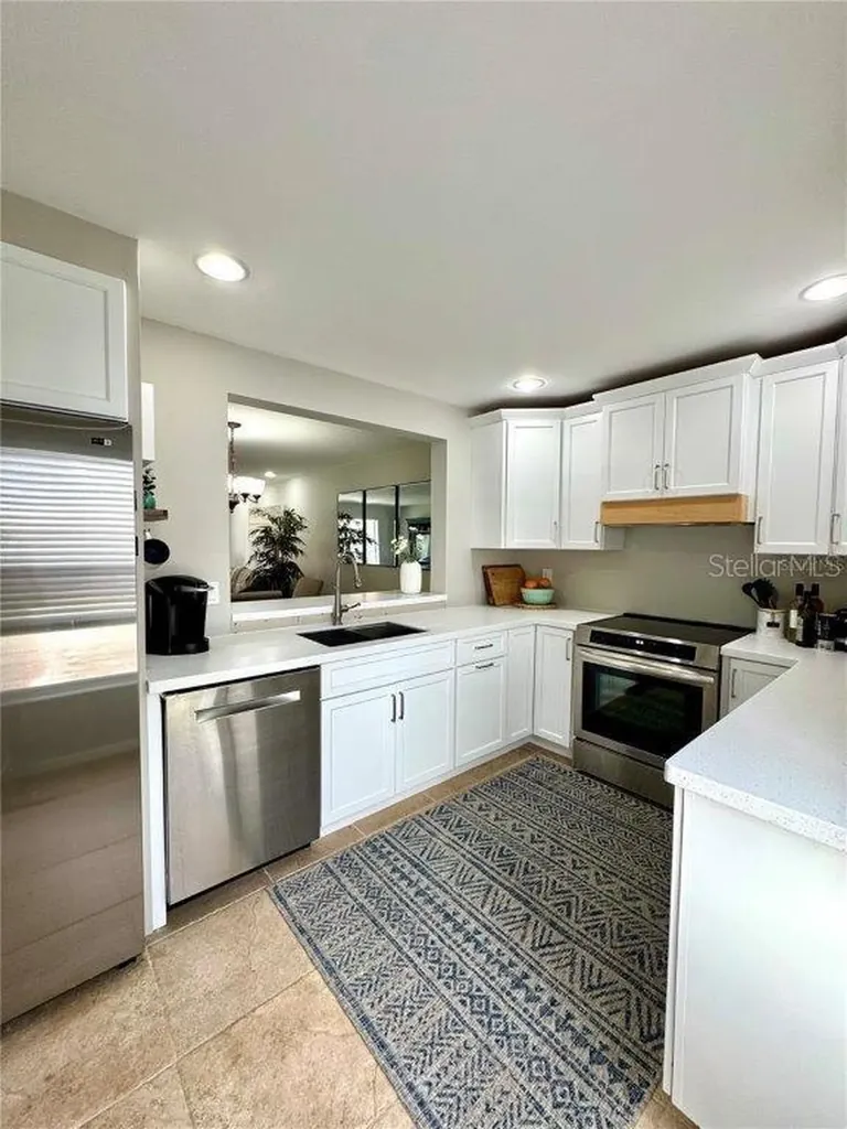 3148 Ringwood Meadow Sarasota FL 34235