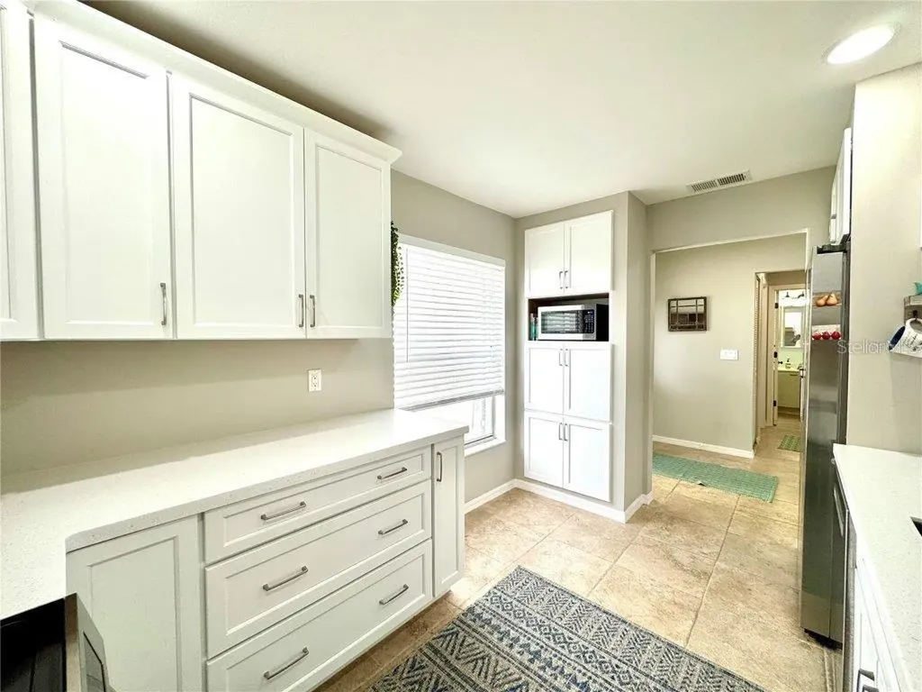 3148 Ringwood Meadow Sarasota FL 34235