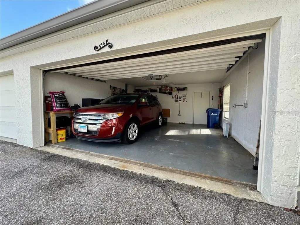 3148 Ringwood Meadow Sarasota FL 34235