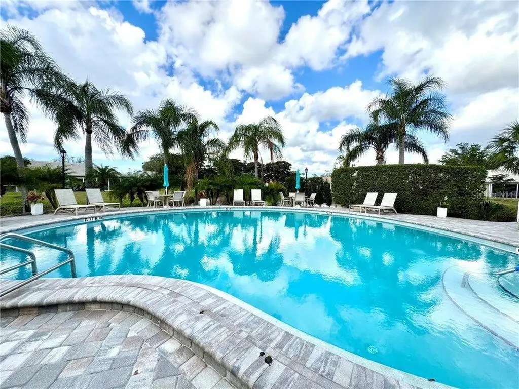 3148 Ringwood Meadow Sarasota FL 34235