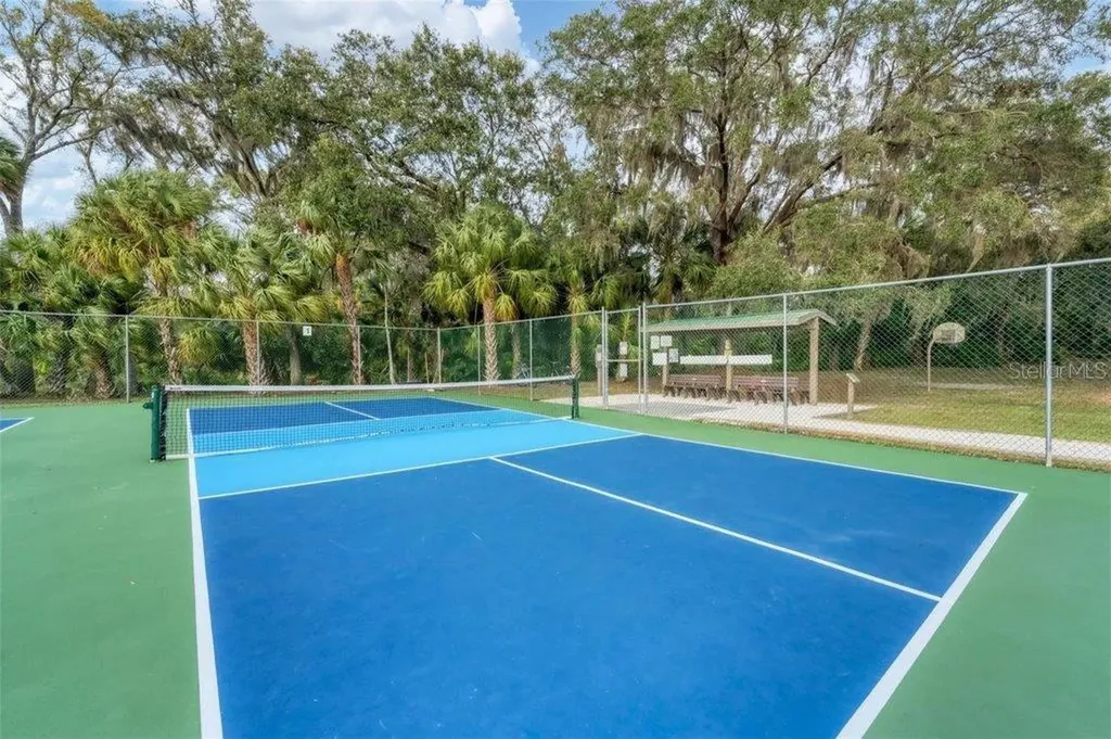 3148 Ringwood Meadow Sarasota FL 34235