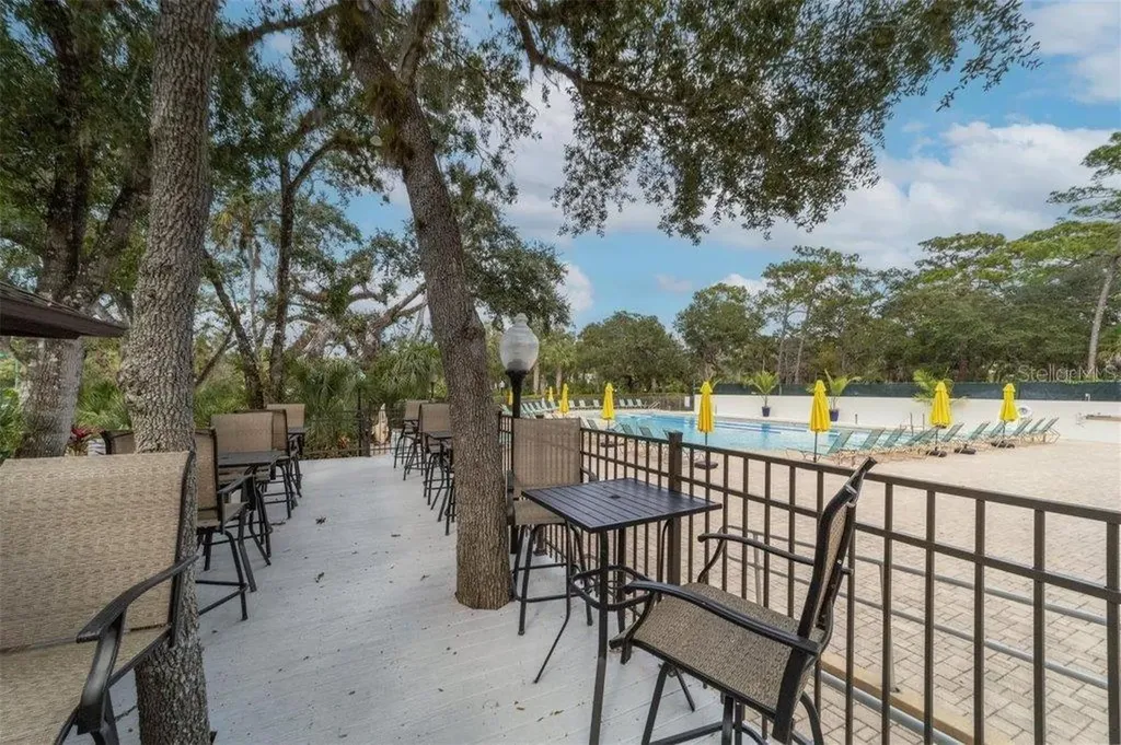 3148 Ringwood Meadow Sarasota FL 34235