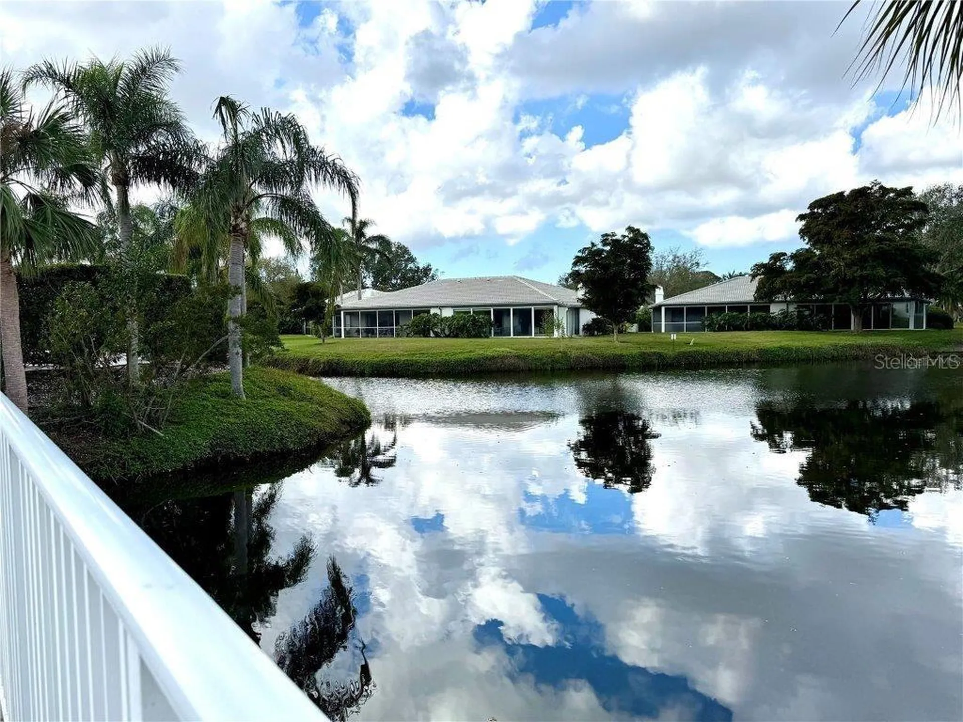 3148 Ringwood Meadow Sarasota FL 34235