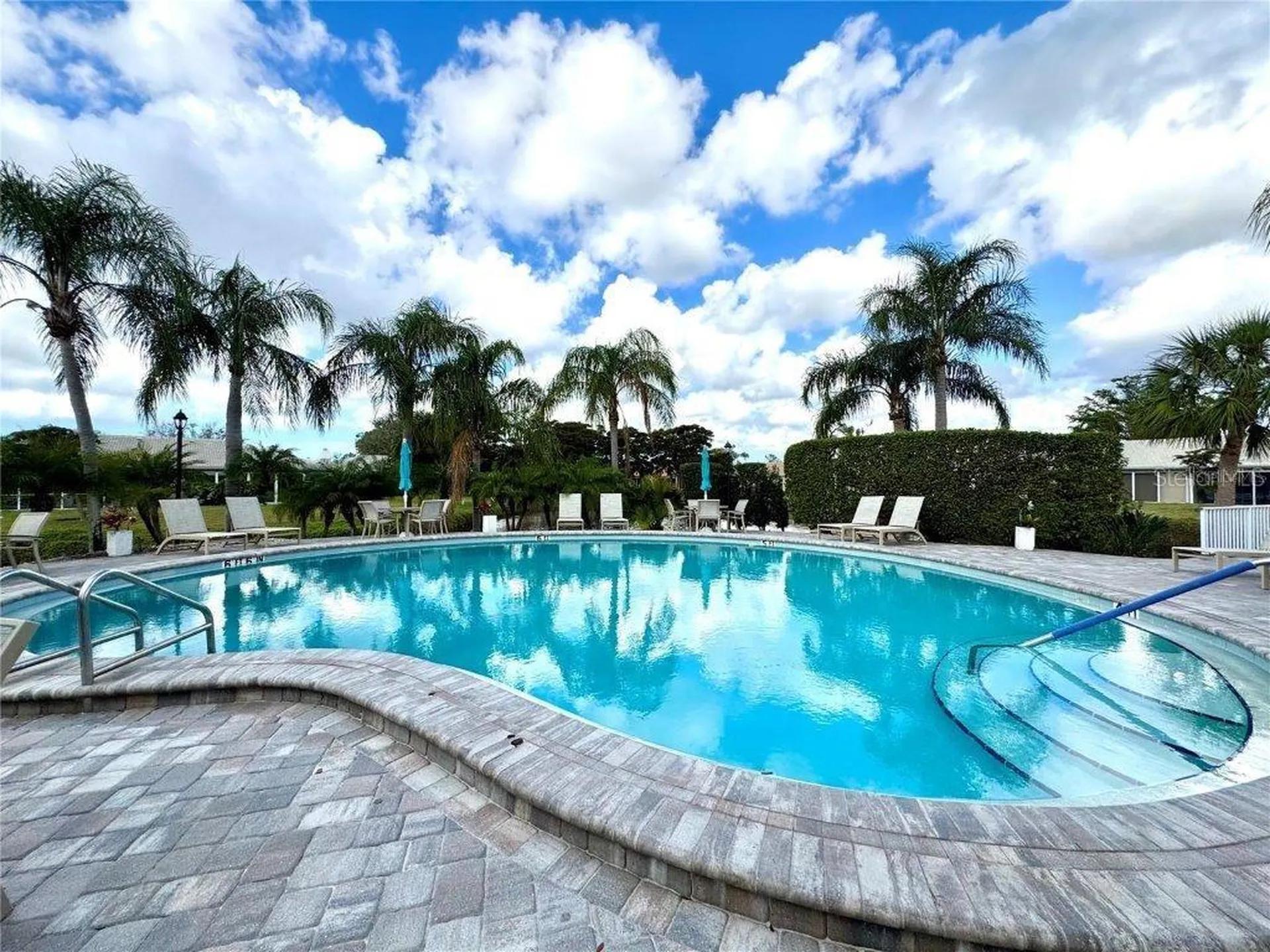 3148 Ringwood Meadow Sarasota FL 34235