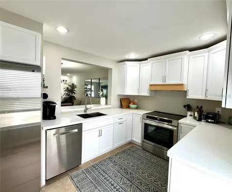3148 Ringwood Meadow Sarasota FL 34235