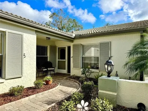 3148 Ringwood Meadow Sarasota FL 34235