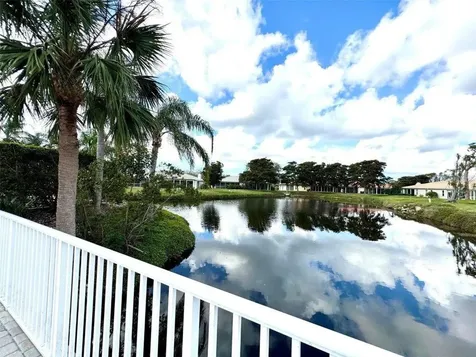 3148 Ringwood Meadow Sarasota FL 34235