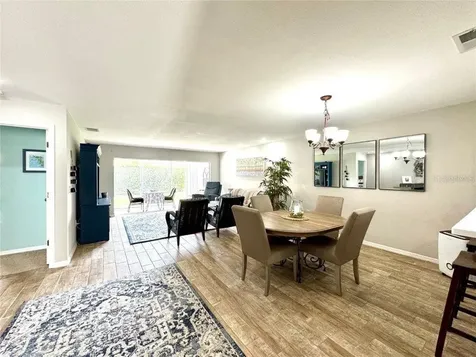 3148 Ringwood Meadow Sarasota FL 34235