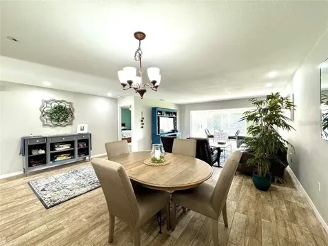 3148 Ringwood Meadow Sarasota FL 34235