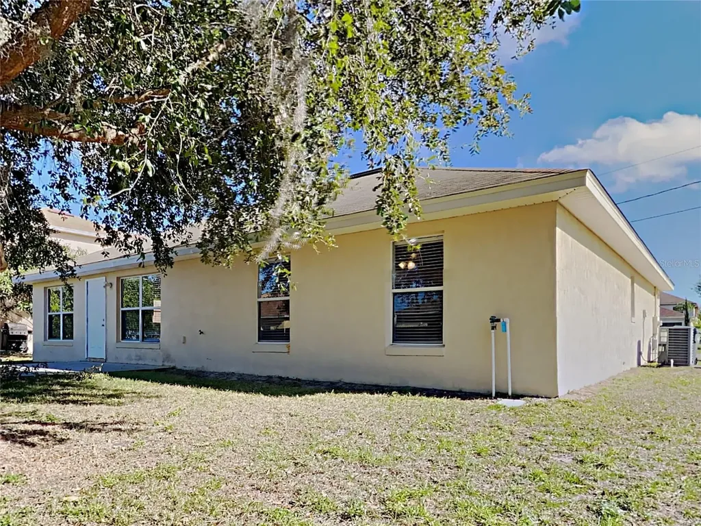 1745 Pilchard Drive Poinciana FL 34759