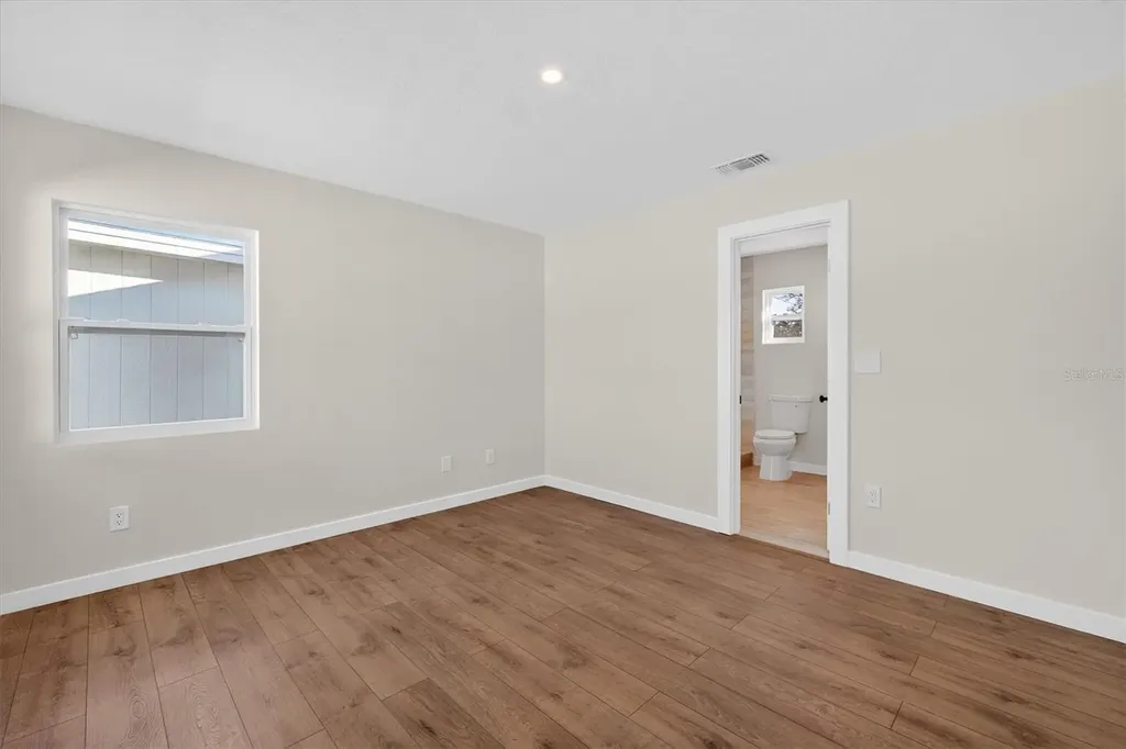 5701 14th Avenue N St Petersburg FL 33710