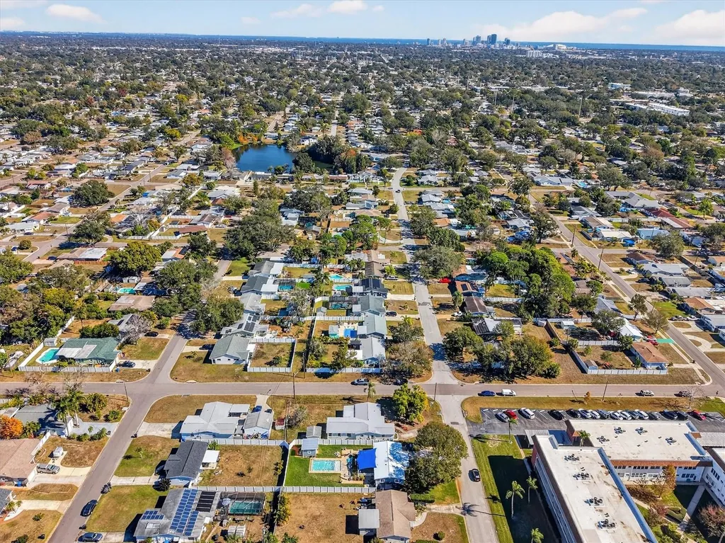 5701 14th Avenue N St Petersburg FL 33710
