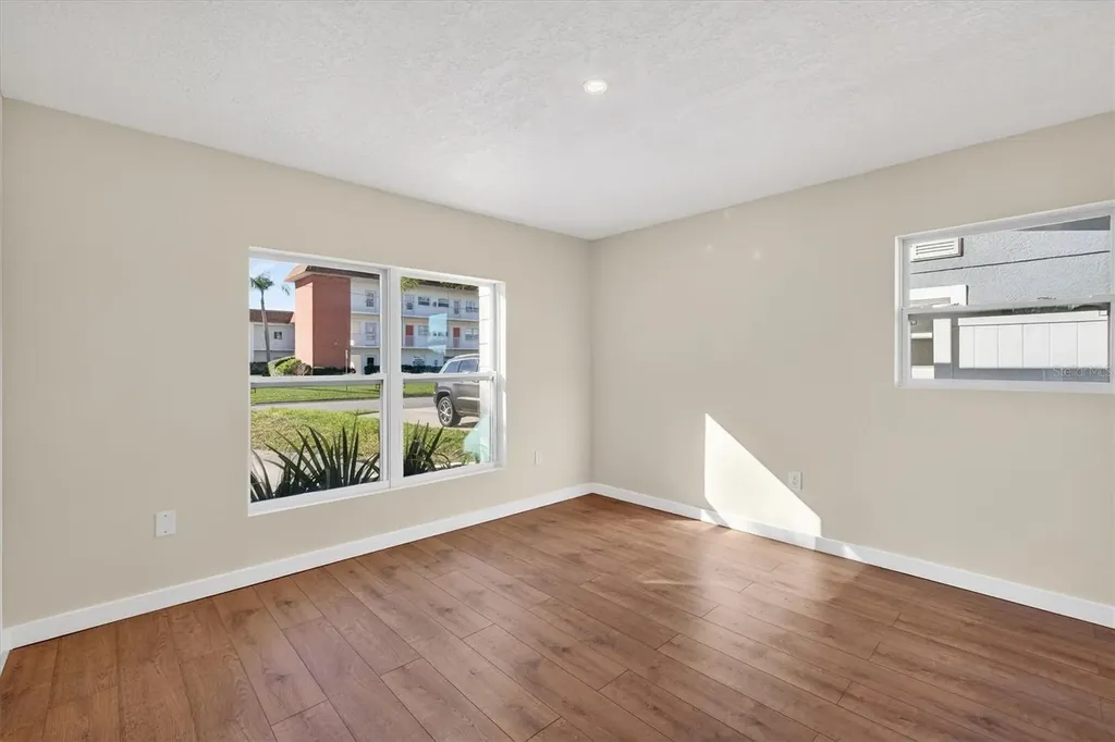 5701 14th Avenue N St Petersburg FL 33710