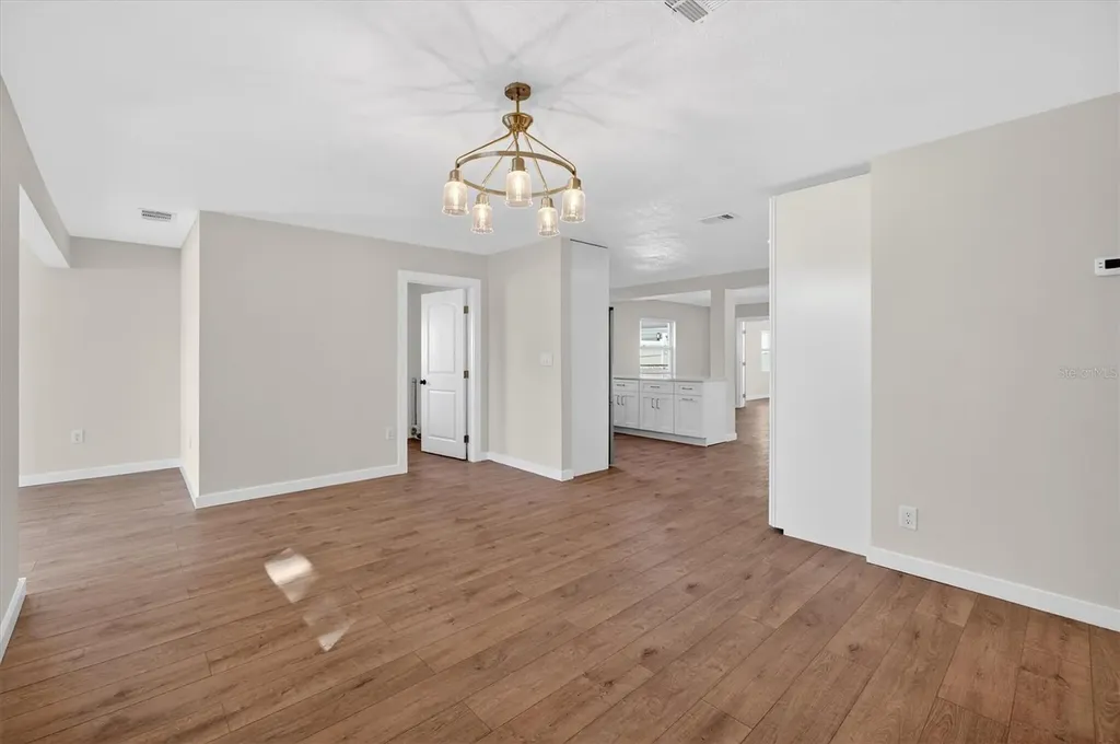 5701 14th Avenue N St Petersburg FL 33710