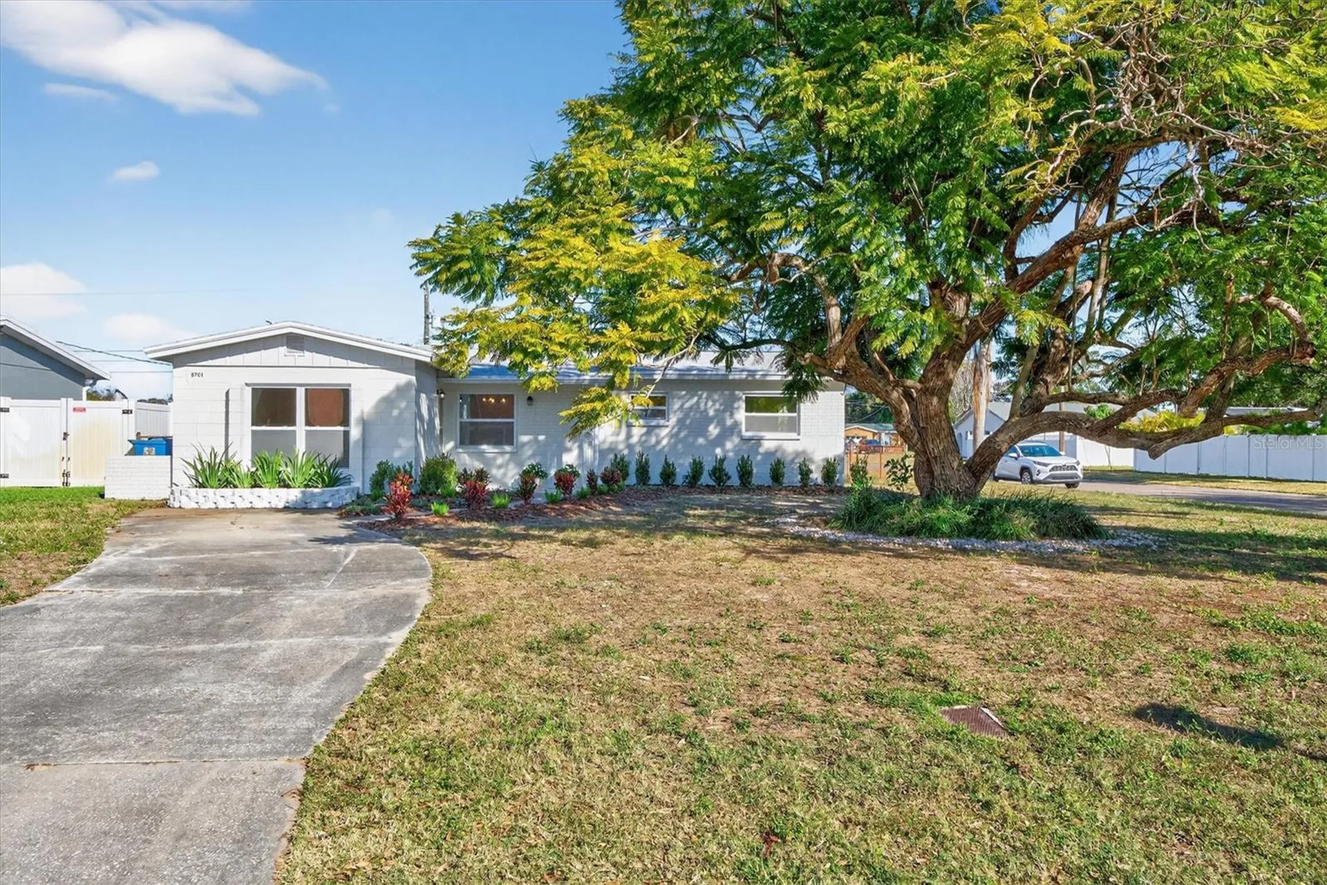 5701 14th Avenue N St Petersburg FL 33710
