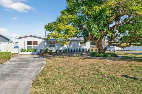 5701 14th Avenue N St Petersburg FL 33710