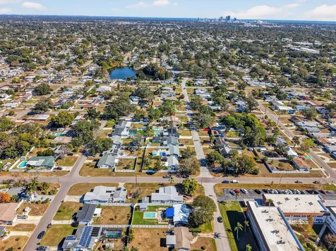 5701 14th Avenue N St Petersburg FL 33710