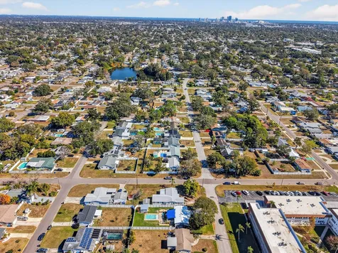 5701 14th Avenue N St Petersburg FL 33710
