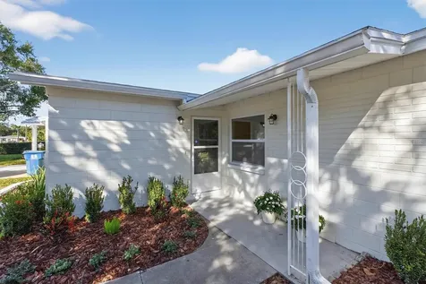 5701 14th Avenue N St Petersburg FL 33710