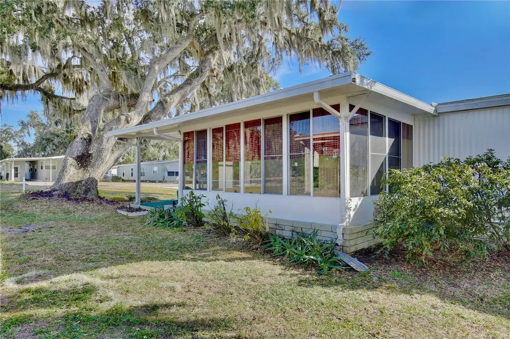 5560 Heritage Boulevard Wildwood FL 34785