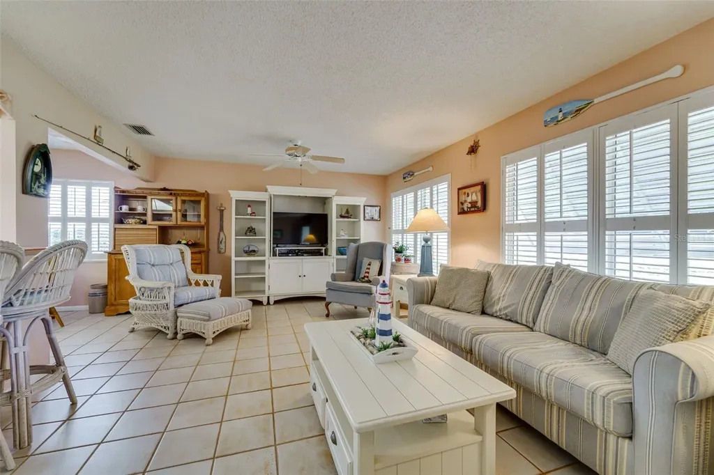 9026 37th Street N Pinellas Park FL 33782