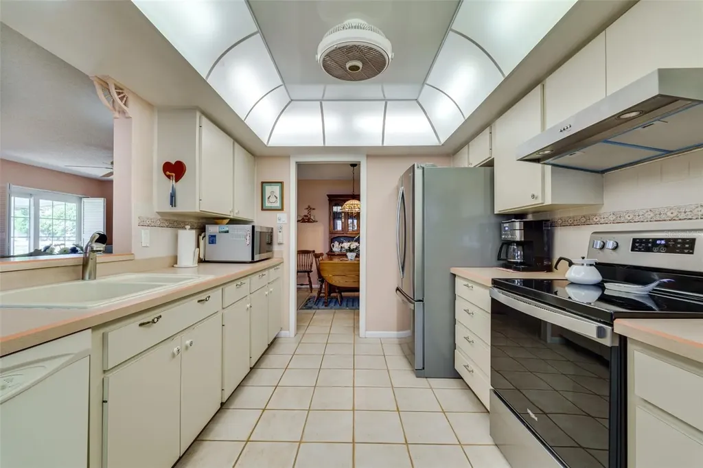 9026 37th Street N Pinellas Park FL 33782