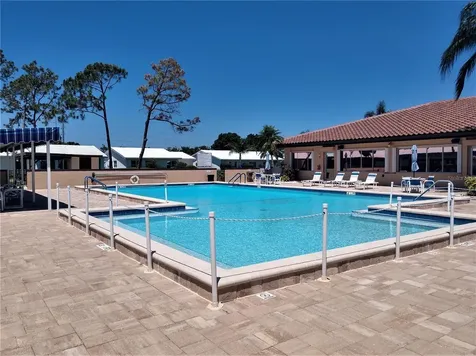 9026 37th Street N Pinellas Park FL 33782