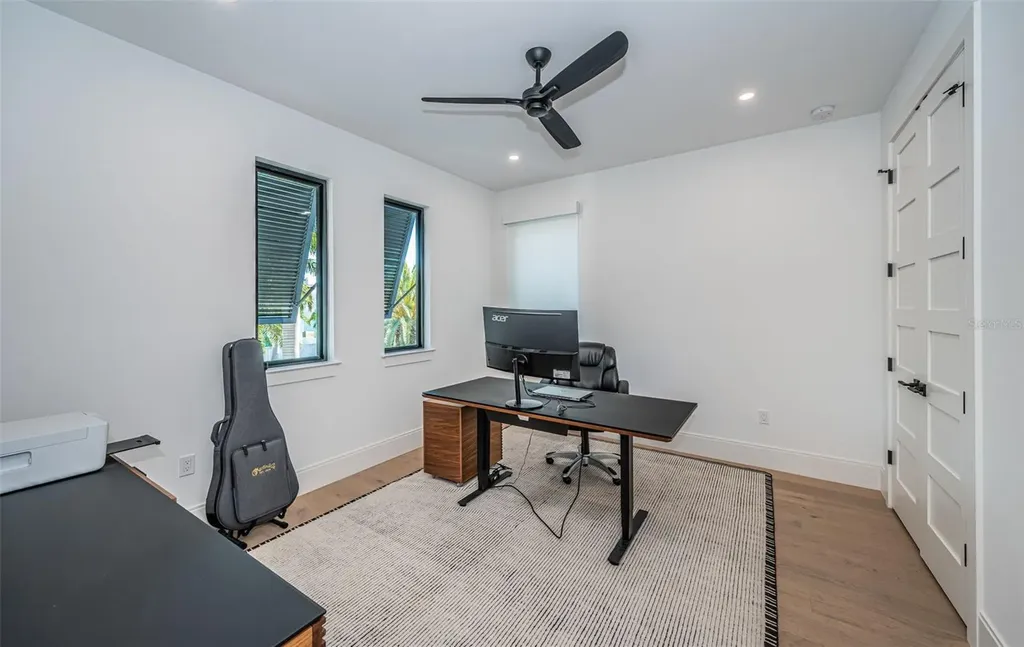 218 Sydney Lane Redington Shores FL 33708
