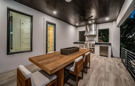 218 Sydney Lane Redington Shores FL 33708