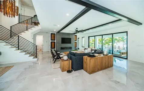 218 Sydney Lane Redington Shores FL 33708