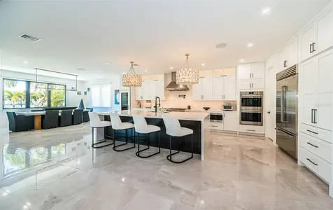 218 Sydney Lane Redington Shores FL 33708