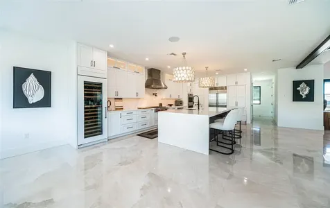 218 Sydney Lane Redington Shores FL 33708