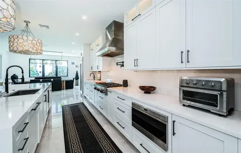 218 Sydney Lane Redington Shores FL 33708