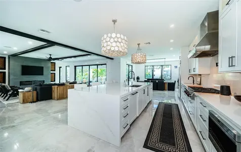 218 Sydney Lane Redington Shores FL 33708