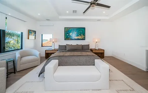 218 Sydney Lane Redington Shores FL 33708
