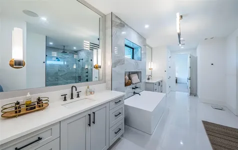 218 Sydney Lane Redington Shores FL 33708