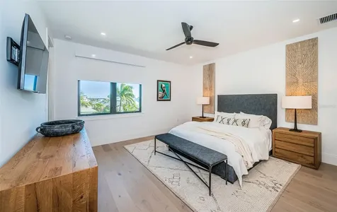 218 Sydney Lane Redington Shores FL 33708