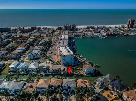 218 Sydney Lane Redington Shores FL 33708