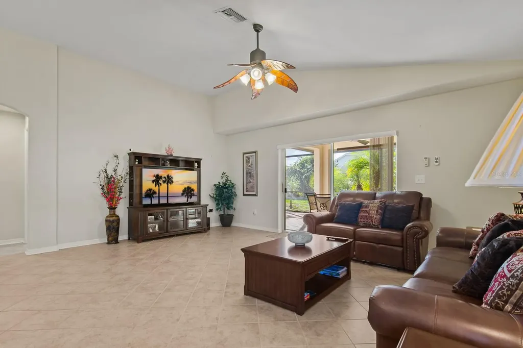 20520 Homossasa Court Land O Lakes FL 34637