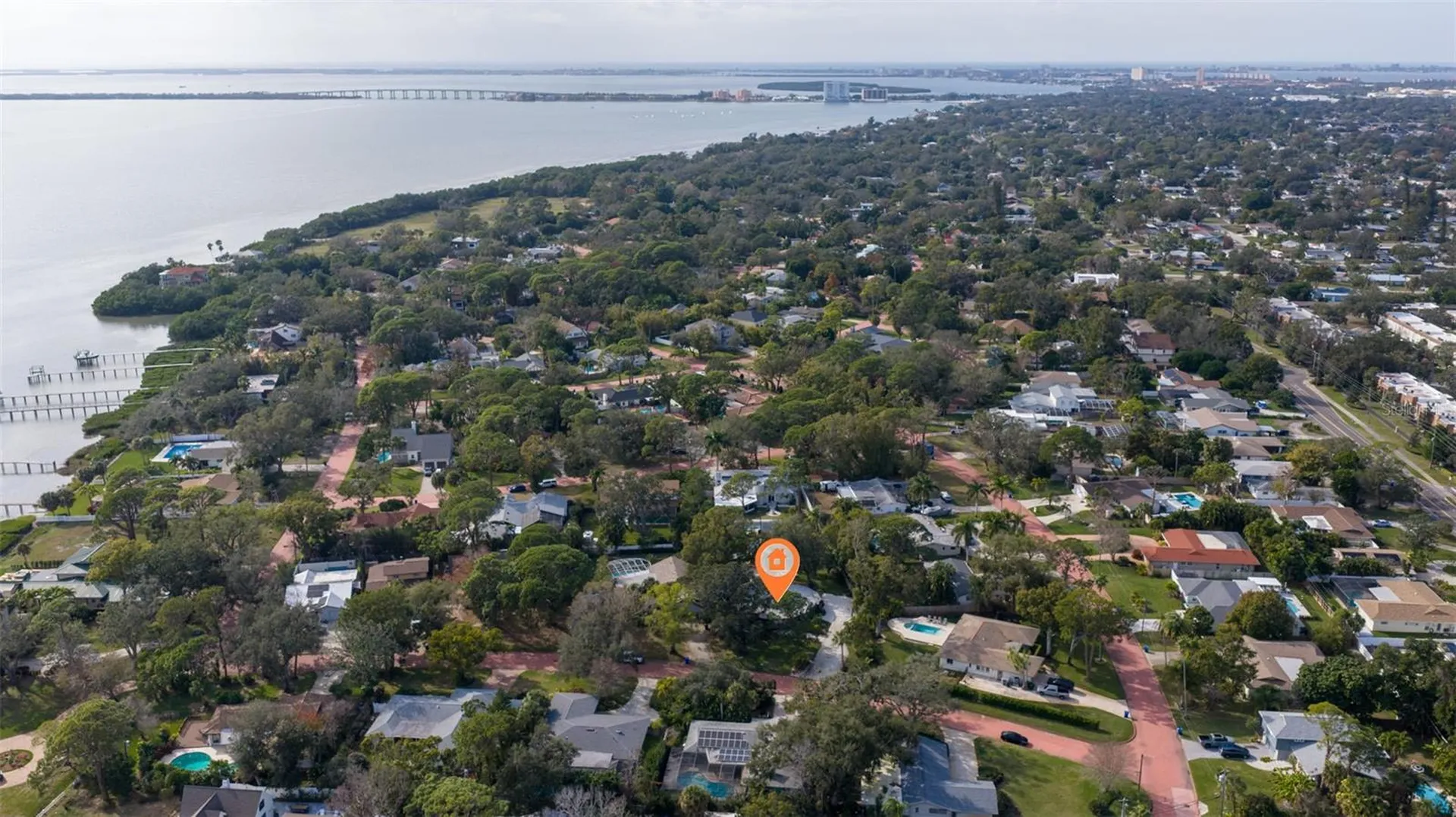 7117 Sunshine Drive S St Petersburg FL 33705