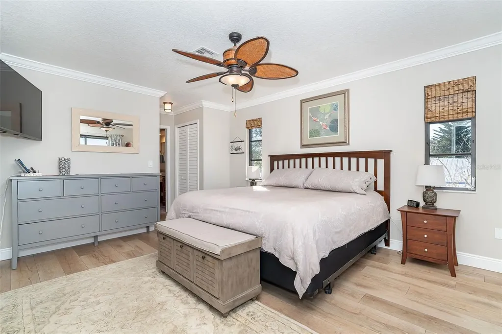 363 Oak Street Englewood FL 34223