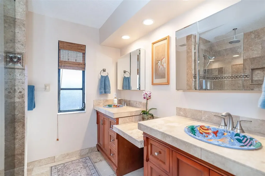 363 Oak Street Englewood FL 34223